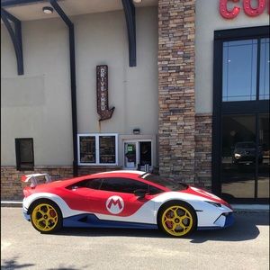 Meet your Posher, Cory